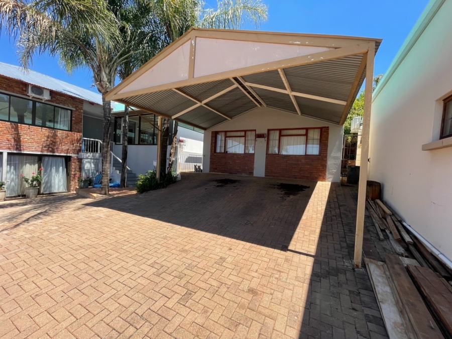 3 Bedroom Property for Sale in Wilkoppies North West